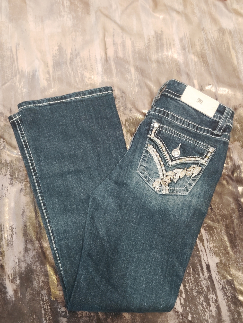 Miss Me Dark Blue Bootcut Jeans with Embroidered Pockets!! NWT ✅ Mid-Rise - Picture 14 of 16
